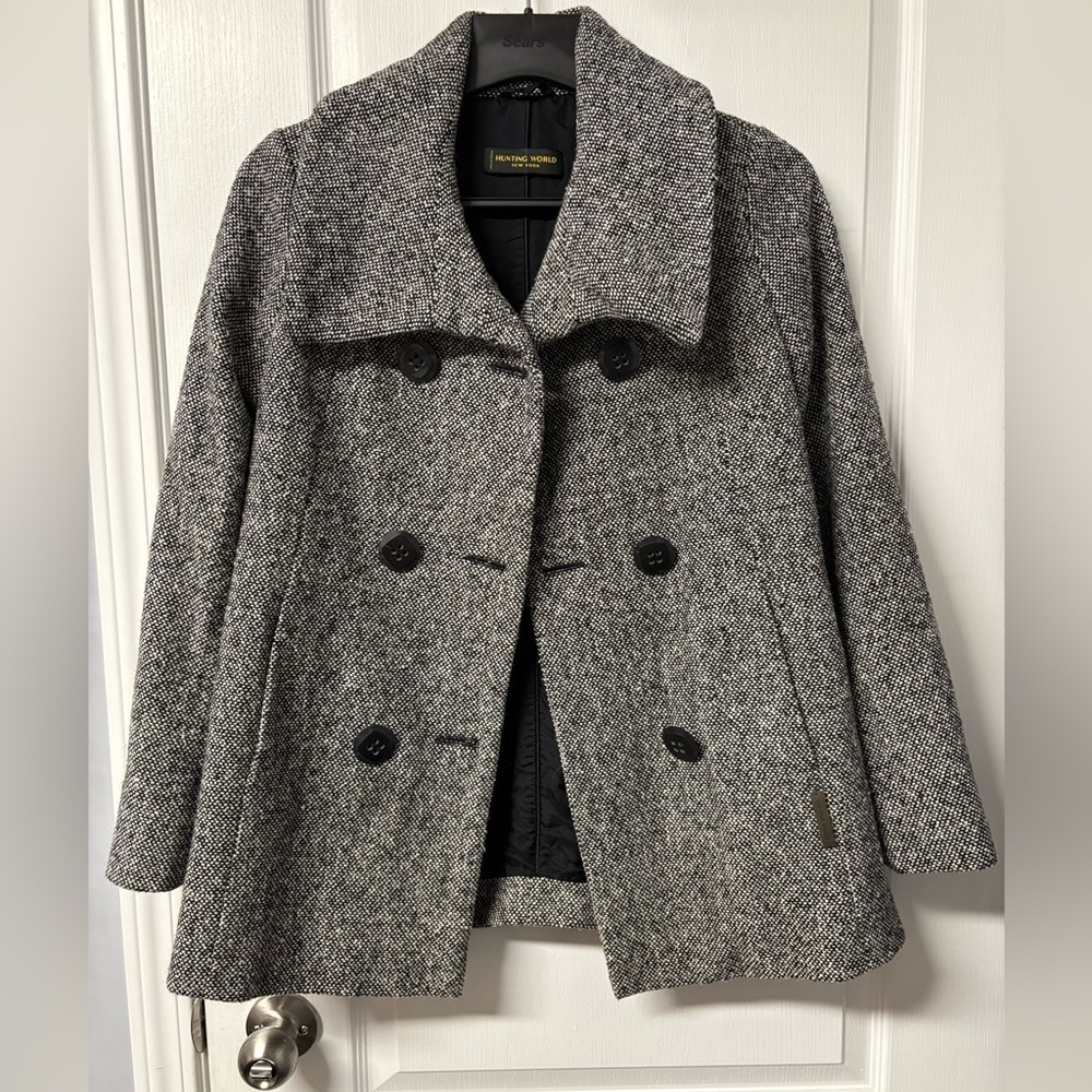 Hunting World Coat